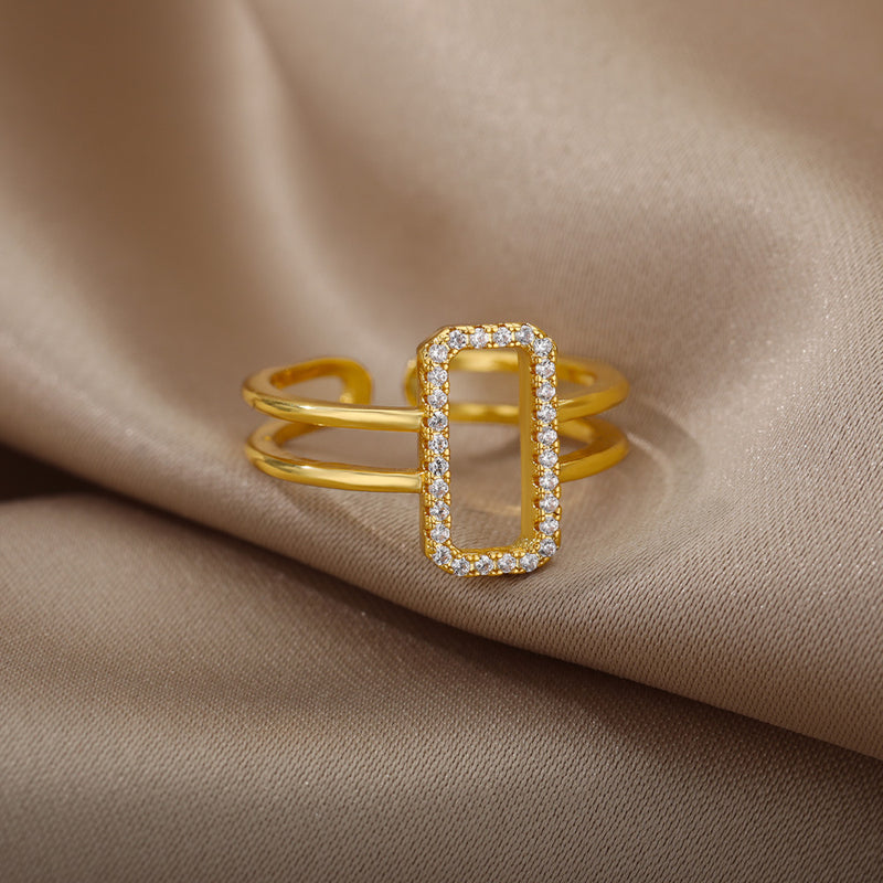 Elegant Gold Ring